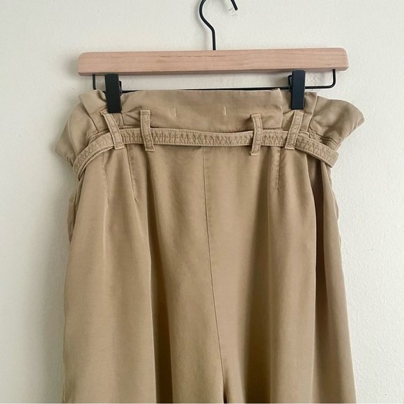 Anthropologie Khaki Beige Paper Bag Waist Wide Leg Cropped Pants Size 12 - Picture 4 of 4